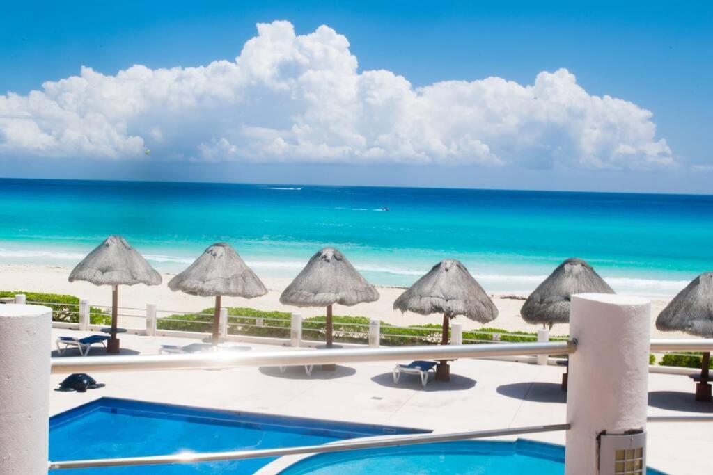 Ocean Front Villa Marlin, Best Location In Hotel Zone #109 Cancún Exterior foto