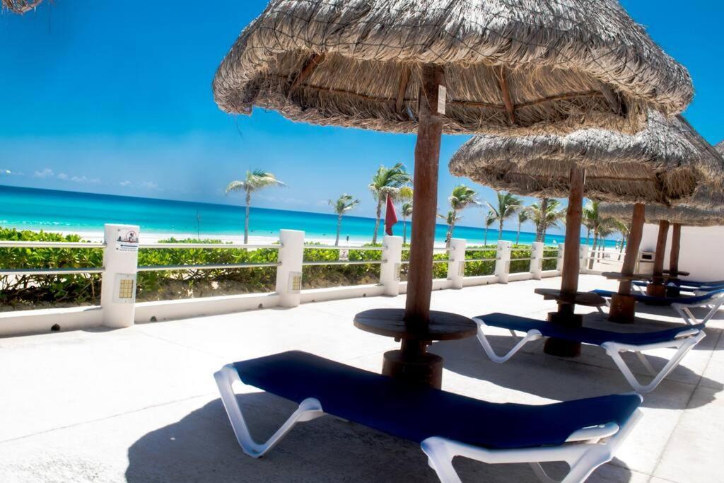Ocean Front Villa Marlin, Best Location In Hotel Zone #109 Cancún Exterior foto